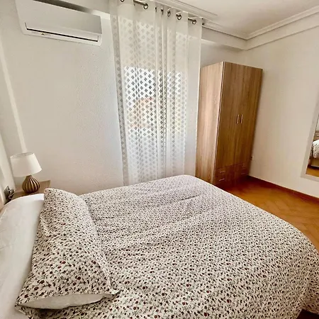 Apartamento Impresionante Puente De Parking Córdoba